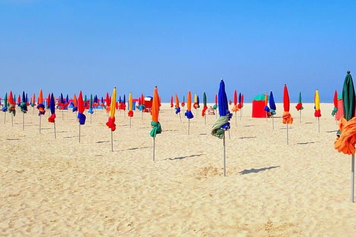 Driver service: Paris to Deauville and Honfleur round trip - 12 hours