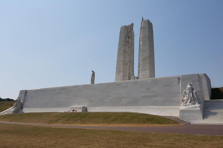 Vimy and Flanders Fields Canadian Battlefield Tour from Lille