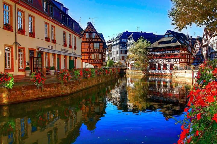 Strasbourg City Sightseeing Private Guided Tour including Cathedral Visit