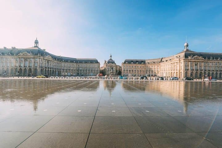 Bordeaux Old District : Private Walking Tour