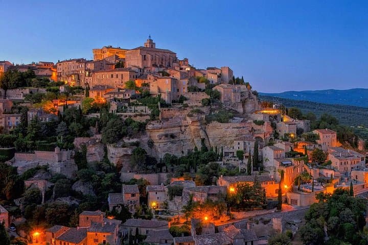 Private Transfer from Marseille Airport to the Village of Gordes