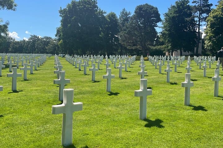 WW2 D-Day Normandy Utah & Omaha Beach - Private Tour from Paris
