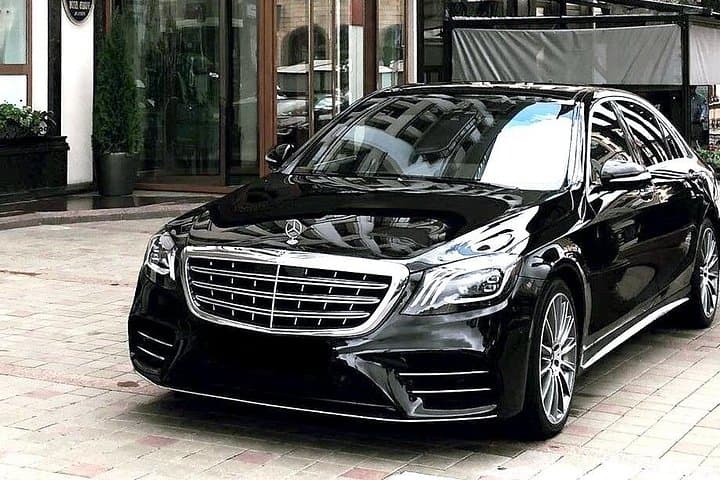 Airport Transfer: Bordeaux Airport BOD to Bordeaux by Luxury Car