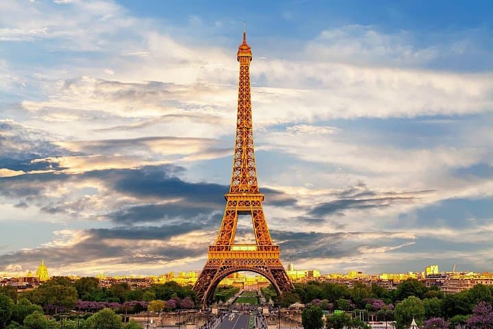 Reims to Paris Private Transfer