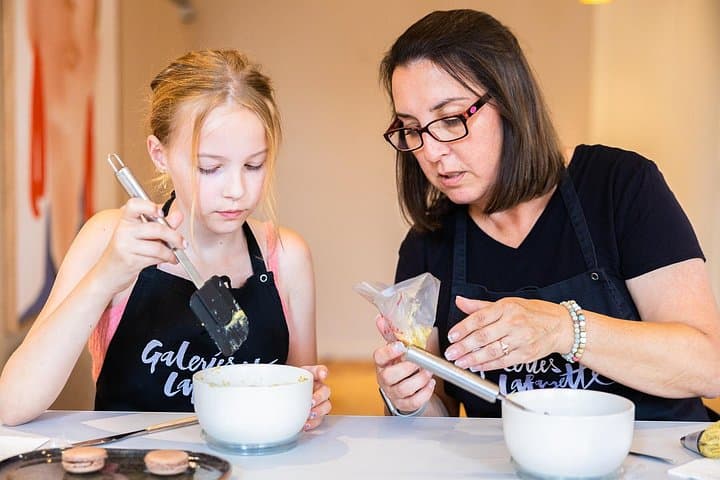 Family experience-Macaron Bakery Class at Galeries Lafayette