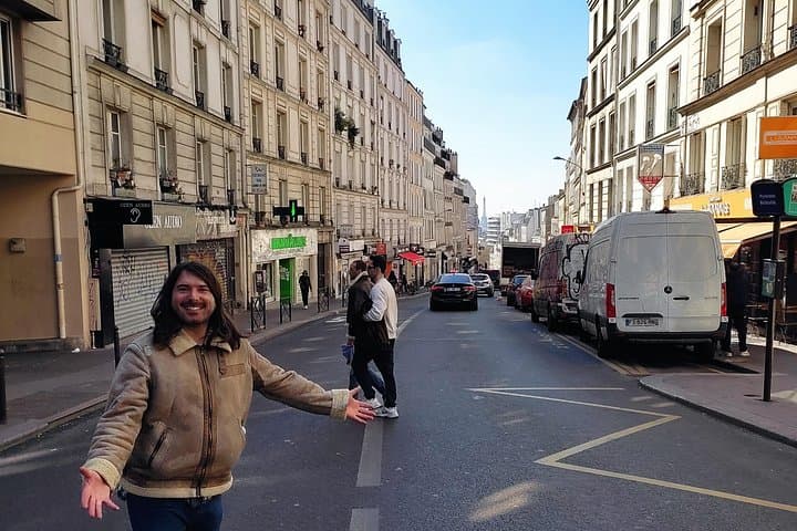 Exploring Belleville, Parisian Culture&Creativity in Motion