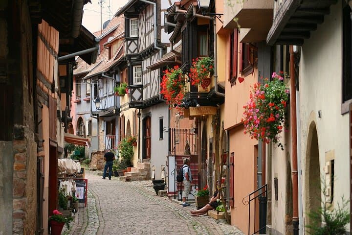 2-hour Strasbourg Private Walking Tour with Local Tour Guide