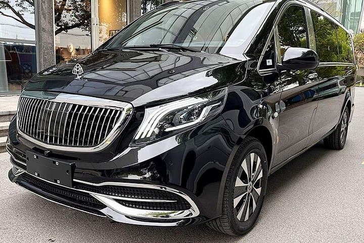 Bordeaux Mérignac Airport (BOD) Private Transfer to Bordeaux