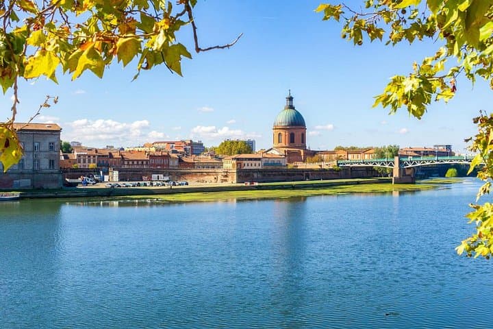 Explore Toulouse in 60 minutes with a Local