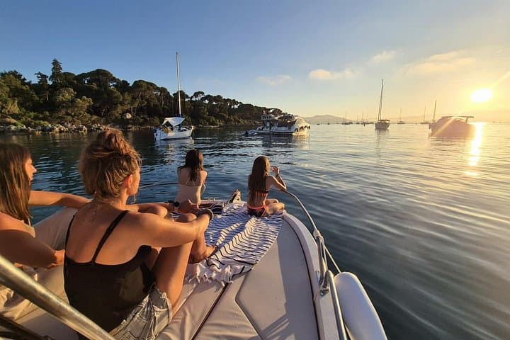 Cannes Relaxation evening in the Lerins Islands Private boat