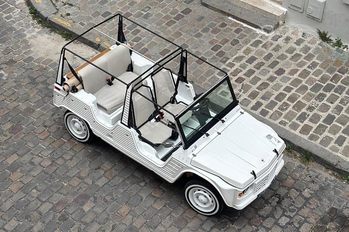 All Paris in a confortable French golfcart