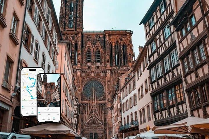 Strasbourg Cathedral audio guide with mobile phone