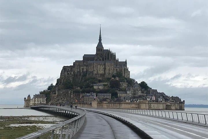 Day at Mont Saint Michel Check-out from Le Havre or Honfleur