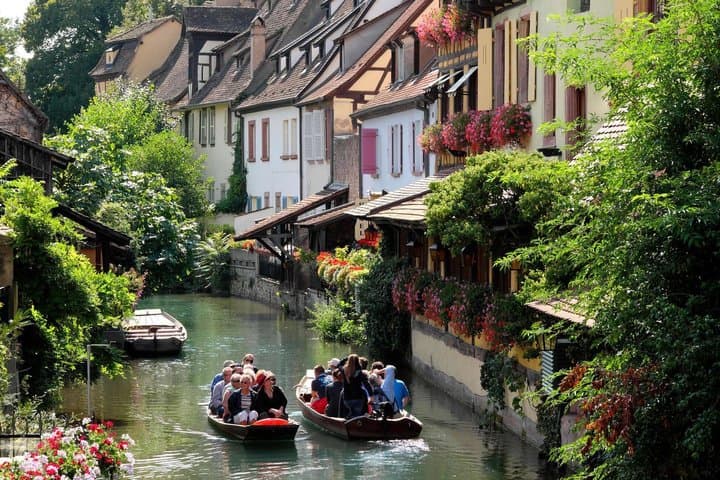 Colmar 2H Walking Tour with little Venice Boat Cruise