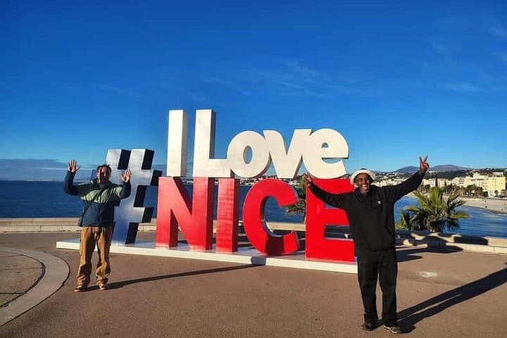 Explore Nice Old Town and Castle Hill on Foot