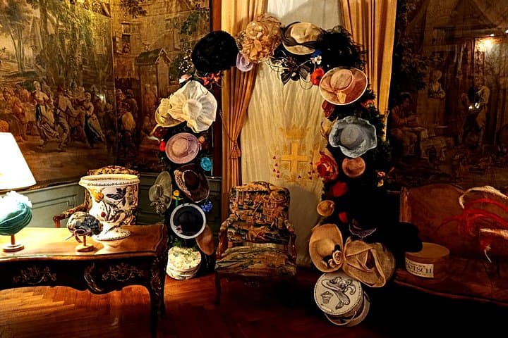 AVIGNON BESPOKE FOOD & WINE: Artisan Tastings and Fine Shopping