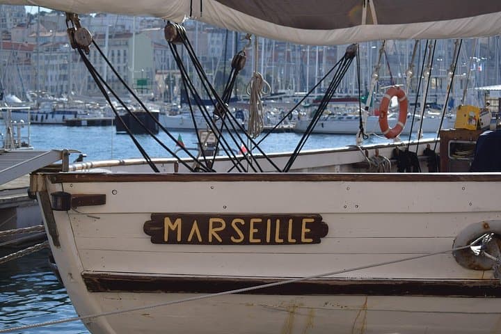 A Private Taste and Discovery Walking Tour of Marseille