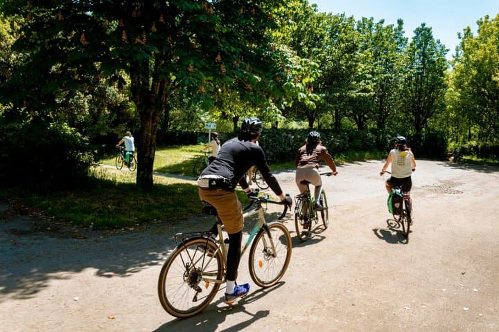 E Bike and Gravel Rental